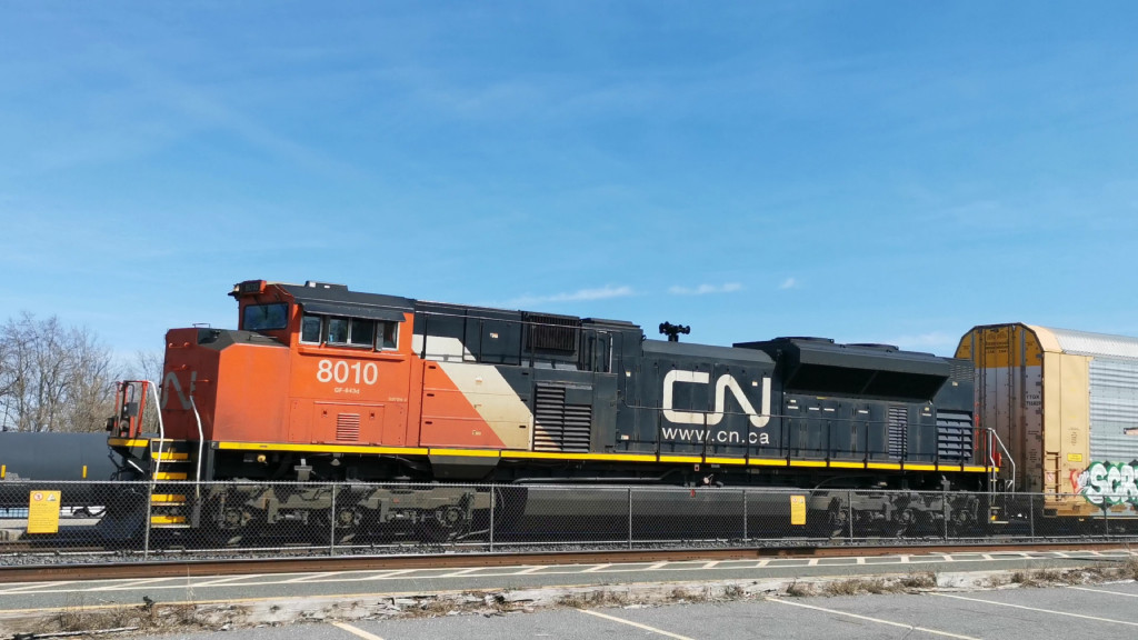 CN 8010